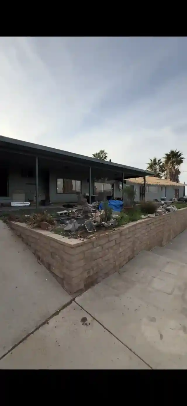 How it works render 2 poster